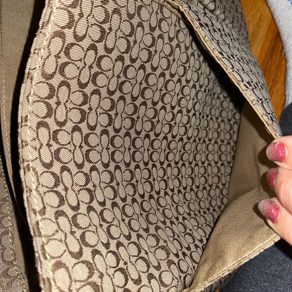 Coach diaper bag great condition - Picture 5 of 9